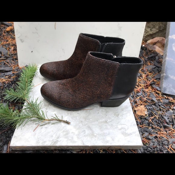 Clarks ankle boots - Picture 5 of 5